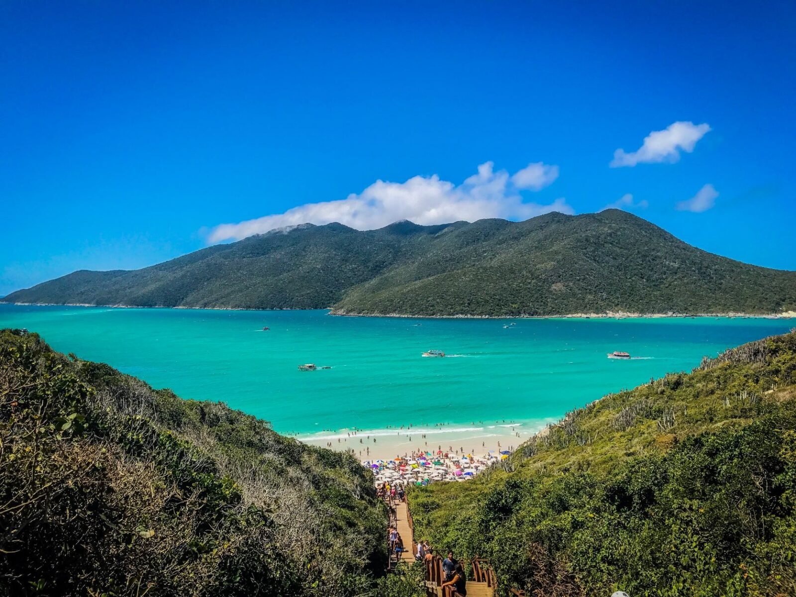 Rio de Janeiro é o estado com as melhores praias do país, revela pesquisa da Booking.com